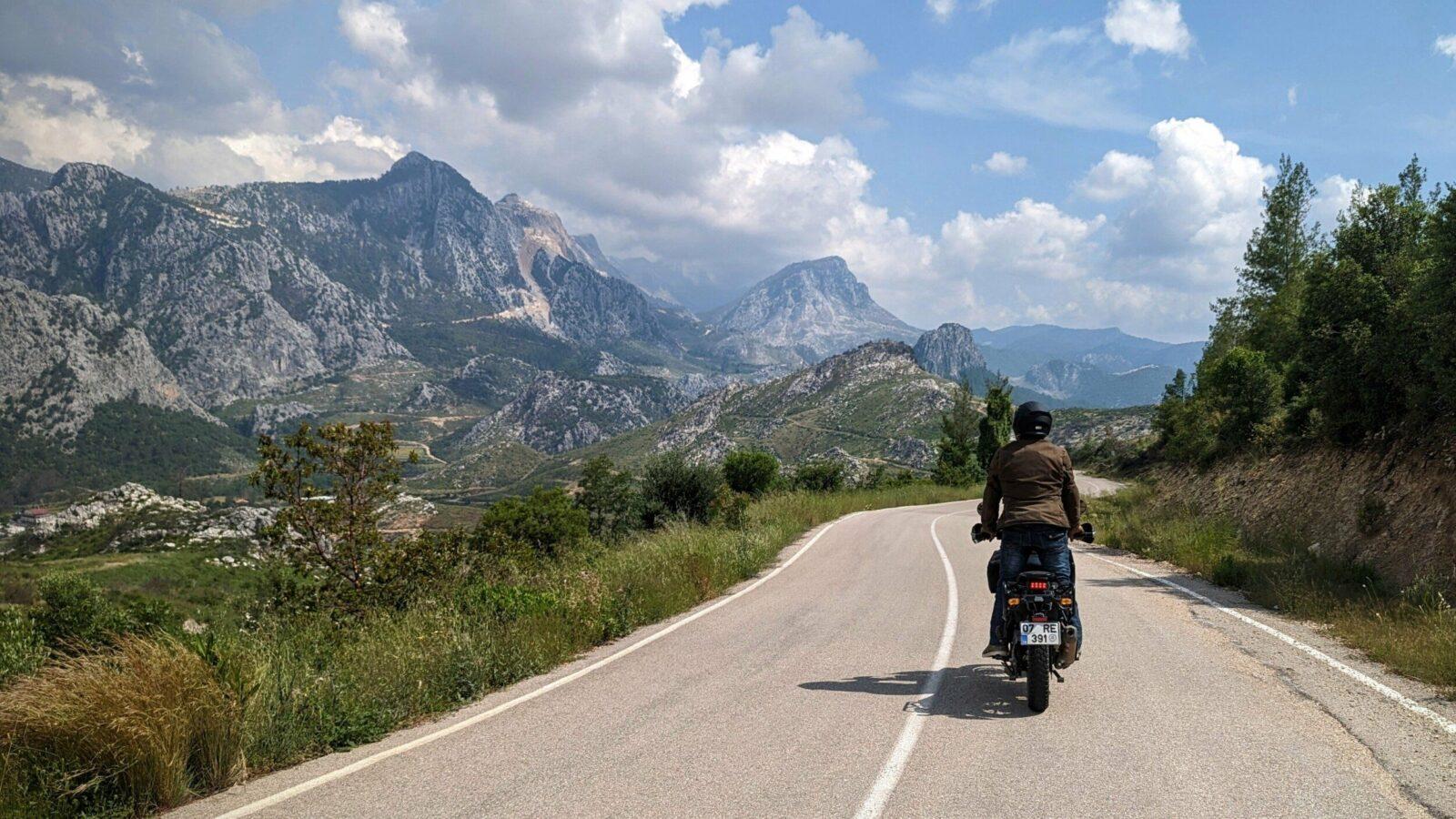 Scenic Routes That Bring History to Life