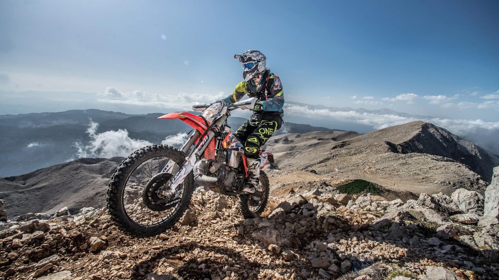 From Airport to Open Road: Seamless Transfers for Your Antalya Motorcycle Tour.