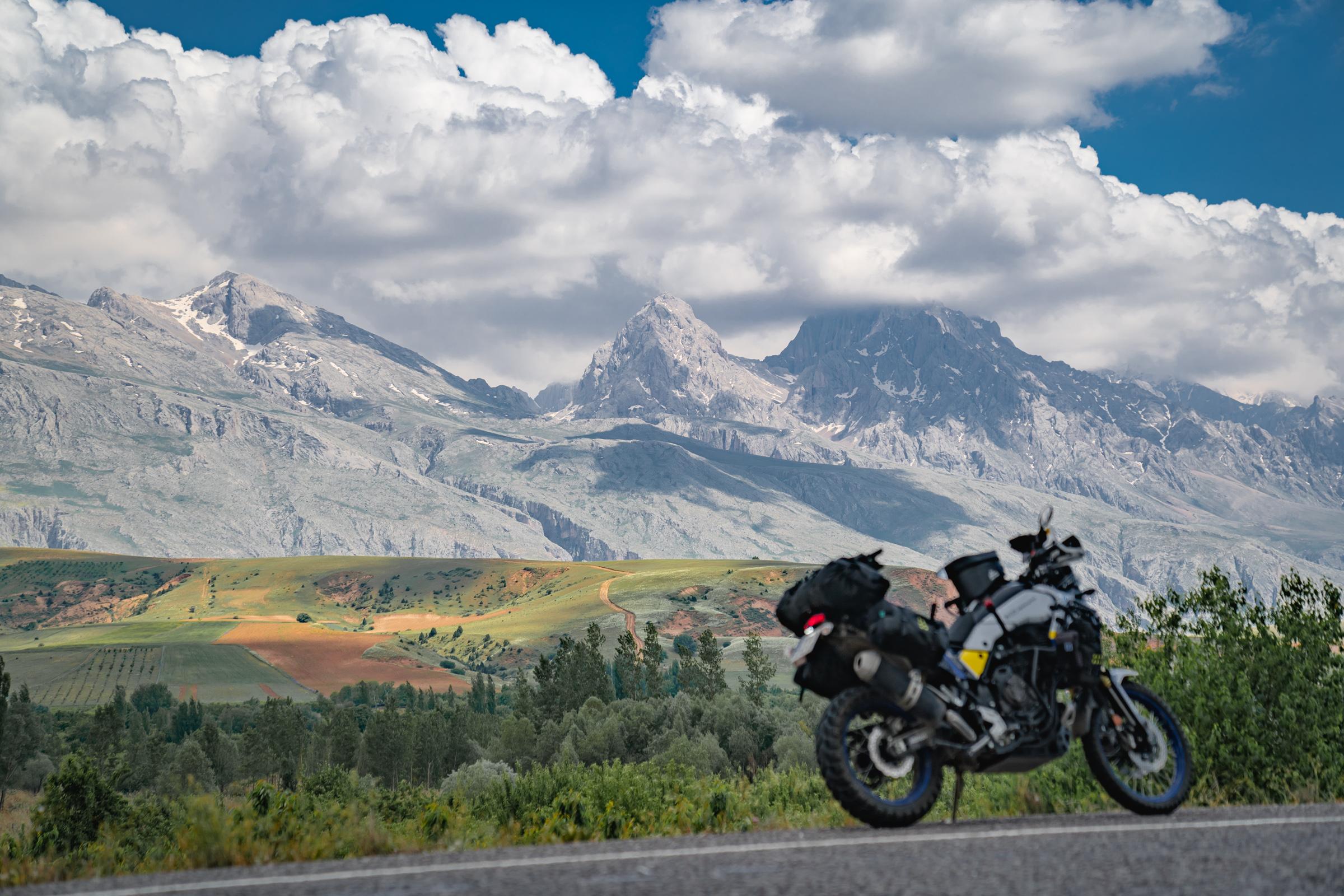 Getting Revved Up for Your Adventure Exploring the Best Routes in the Taurus Mountains Essential Gear and Safety Tips for Riding Through Antalya's Terrain Hidden Gems and Scenic Stops Along the Motorcycle Tours