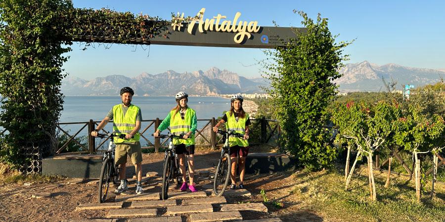 Must-Visit Natural Parks for Biking Enthusiasts