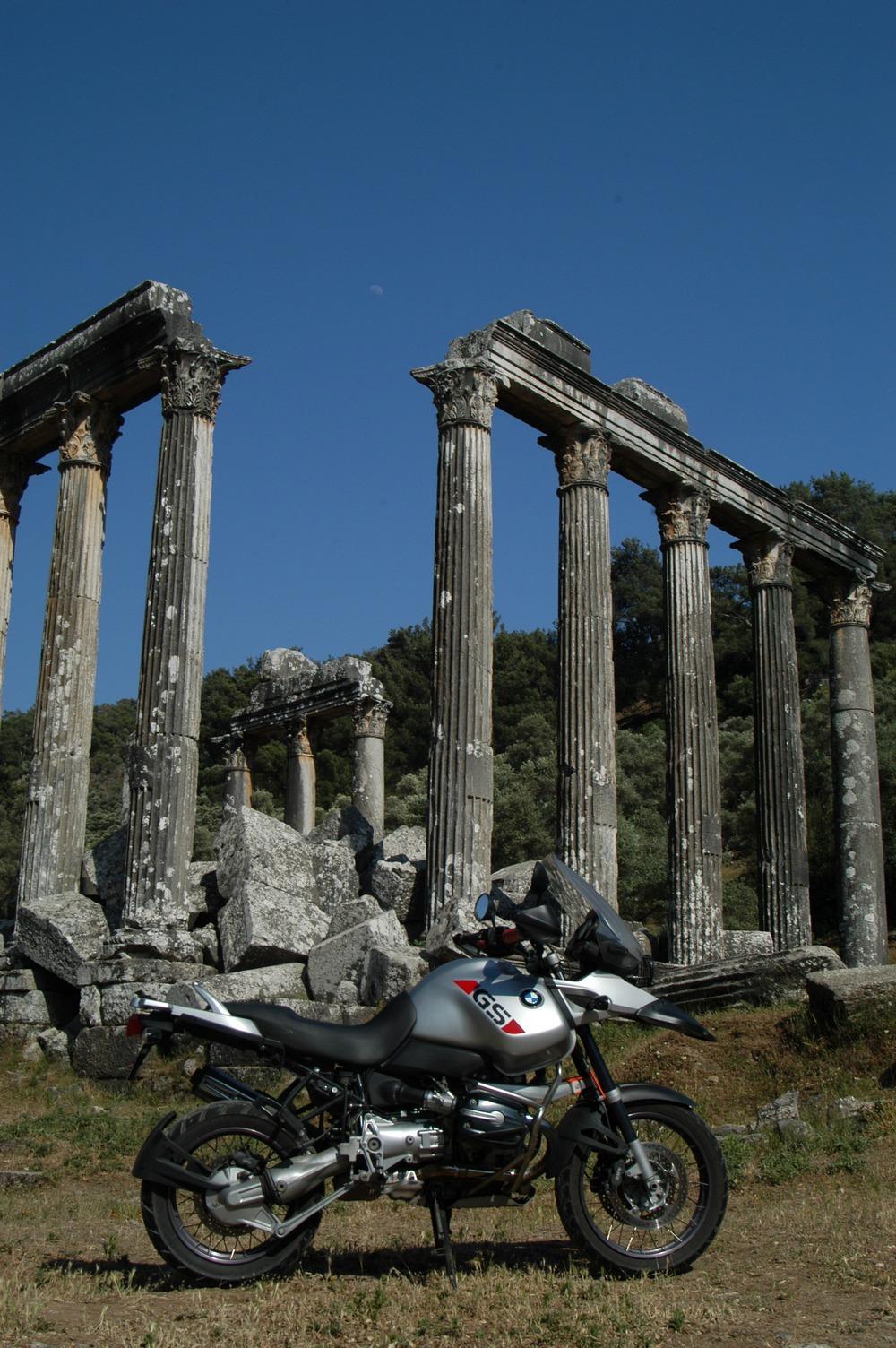 Must-Visit Hidden Gems Off the Beaten Path